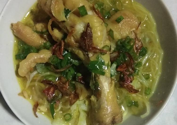 Resep Soto Ceker Ayam Kuah Kuning yang Enak Banget