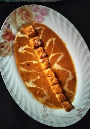 A picture of Butter paneer masala.