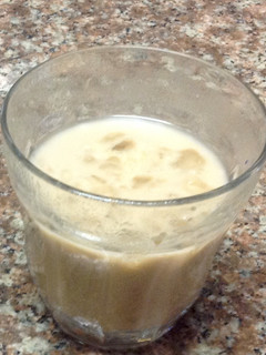 A picture of Banana and Papa Smoothe.