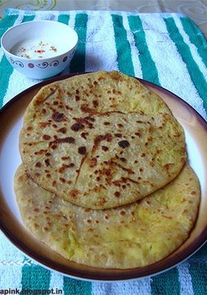 मूली का पराठा (mooli ka paratha recipe in Hindi) रेसिपी मुख्य फोटो