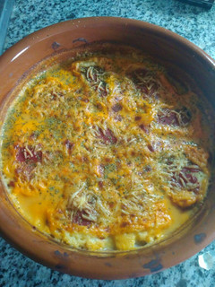 Una foto de Pimientos morrones rellenos de brandada