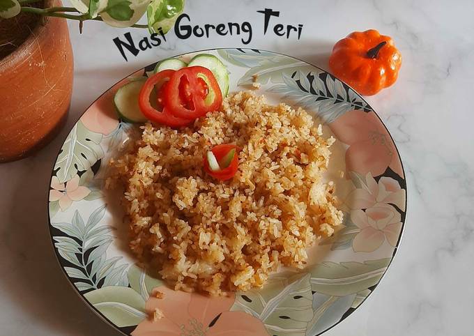 Cara Memasak Nasi Goreng Teri Ekonomis Untuk Dijual