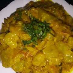 A picture of Malai aloo korma.