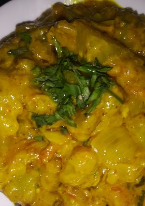 A picture of Malai aloo korma.