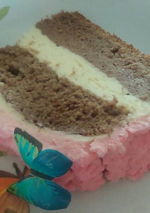 A picture of Double cream cake.