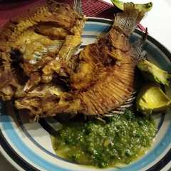 Una foto de Mojarras Fritas