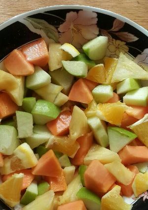 A picture of Fruit salad.