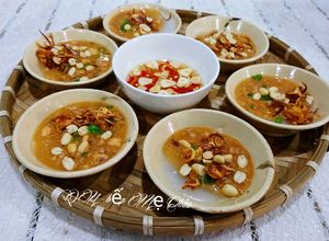 Hình của món Bánh bèo chén Quảng Nam.