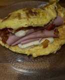 Omelette de jamón y morrón