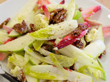 Salada de endívias e pera com nozes