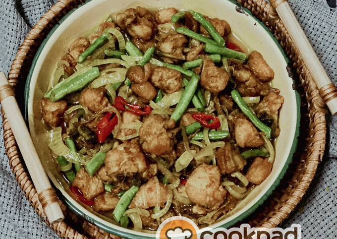 Resipi Ayam Goreng Kunyit oleh Aznie Khasri - Cookpad