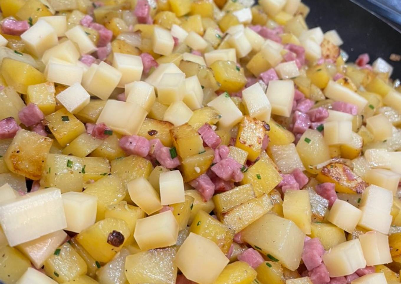 Poêlée de Pomme de terre et jambon