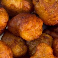 A picture of Delicious Banana fritters.