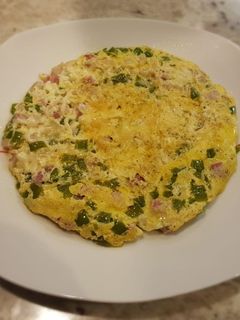 Una foto de Frittata de pimiento, panceta y mozzarella