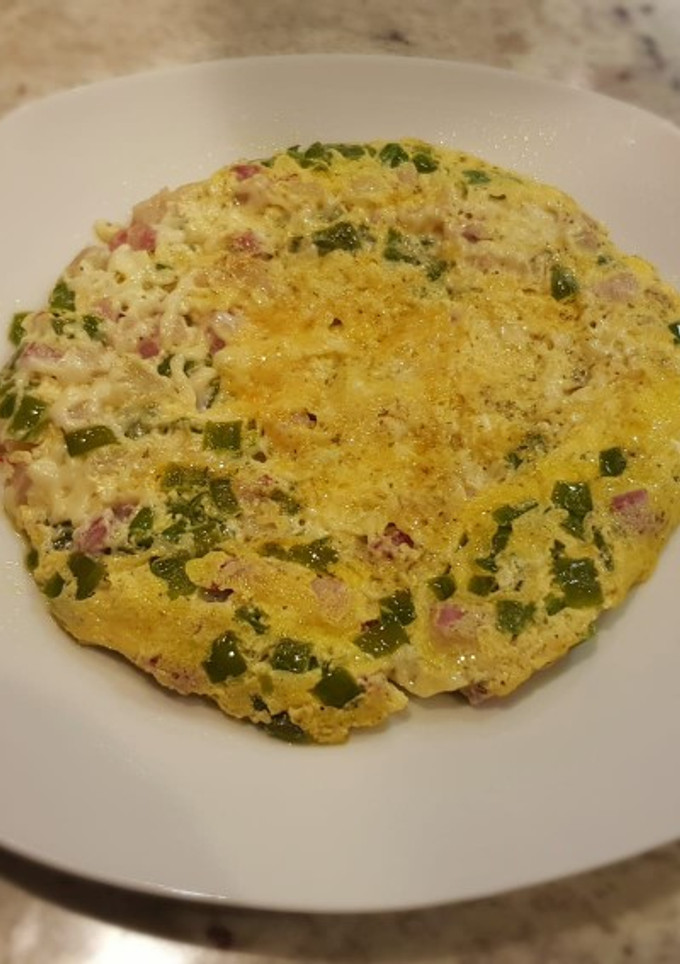 Una foto de Frittata de pimiento, panceta y mozzarella