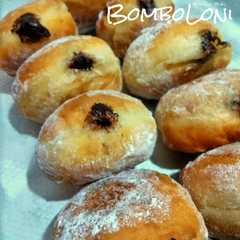 A picture of Bomboloni (Italian doughnut).
