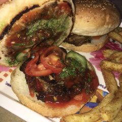 A picture of Vegetable burger.