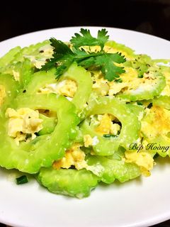Hình của món Khổ Qua Xào Trứng.
