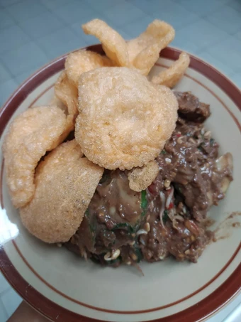 Langkah Mudah untuk Menyiapkan Resep Rujak Petis Kikil yang Lezat Anti Ribet, Lezat