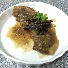 A picture of Beef Brisket in Chinese 5 spice sauce.