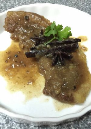 A picture of Beef Brisket in Chinese 5 spice sauce.