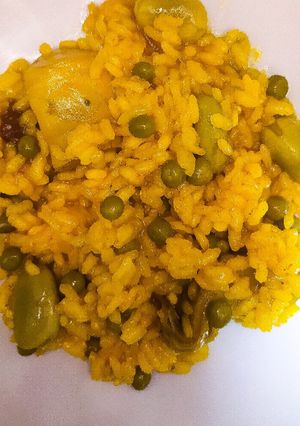 Una foto de Arroz con Alcachofas y Habas