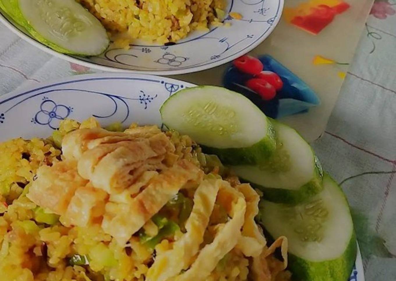 Nasi goreng kunyit