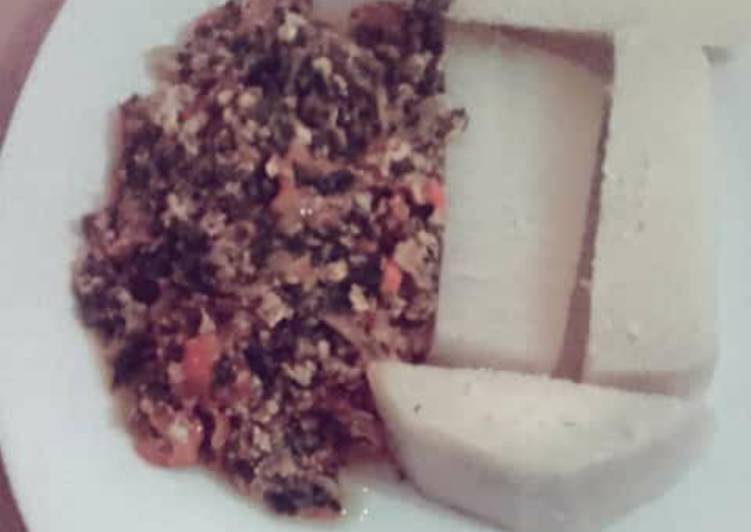 Easiest Way to Prepare Super Quick Homemade Boiled Yam and vegetable egg sauce