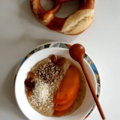 A picture of Oat porridge (warm).