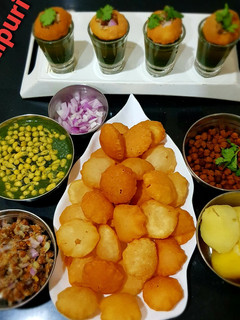 પાણીપુરી (Panipuri Recipe In Gujarati) રેસીપી મુખ્ય ફોટો