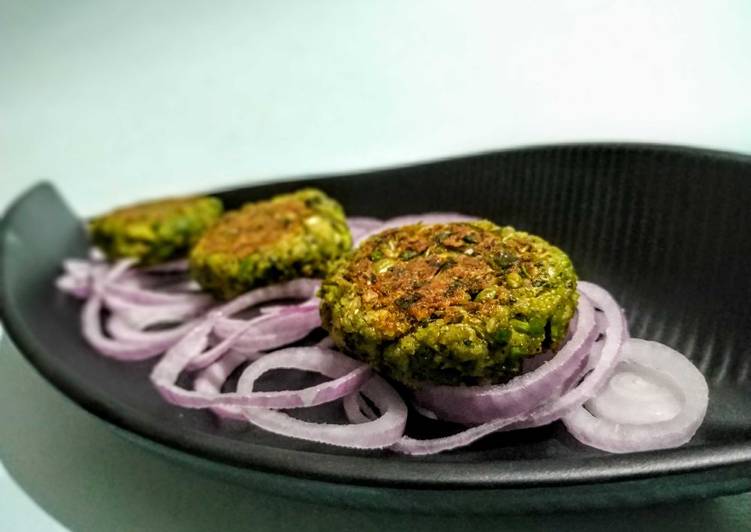 Simple Way to Make Award-winning Broccoli Spinch pea shammi