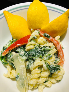 A picture of Lemony Spinach and Ricotta Pasta.