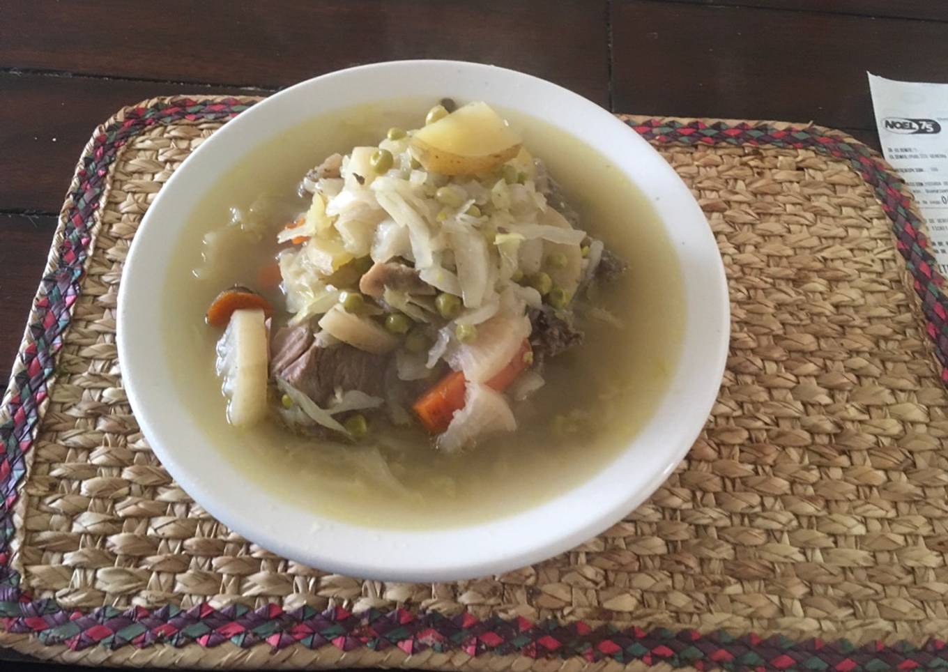 Cocido con chícharos