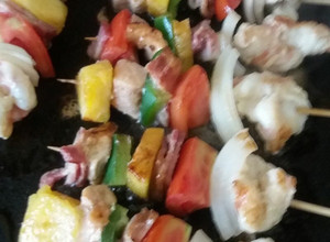 Una foto de Pinchos mixtos