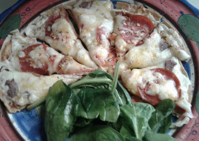 Low carb tortilla pizza