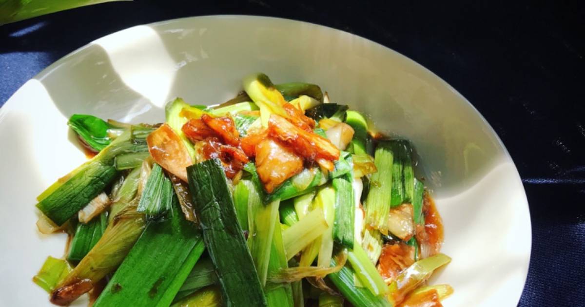Resipi Stir Fry Leeks with Oyster Sauce oleh Gyna Elenna Cookpad