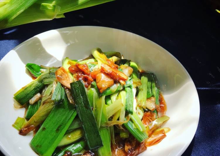 Cara Gampang Membuat Stir Fry Leeks with Oyster Sauce Anti Gagal