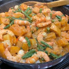 A picture of Ginataang Kalabasa with King Prawns.