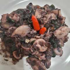 รูปของ Oseng cumi cabe hijau