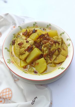Foto resep Opor Ayam Kentang