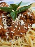 Spaghetti a la burro con albóndigas