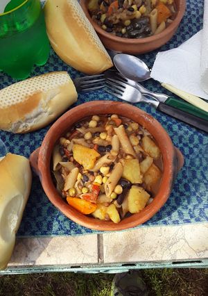 Una foto de Guiso de legumbres a la leña