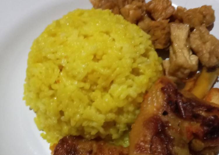 Cara Bikin Nasi kuning, Lezat Sekali