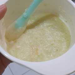 รูปของ MPASI 6+ Ayam, Tahu, Brokoli, Wortel
