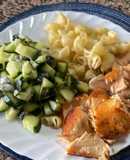 Salmão com massa cotovelinho e curgete