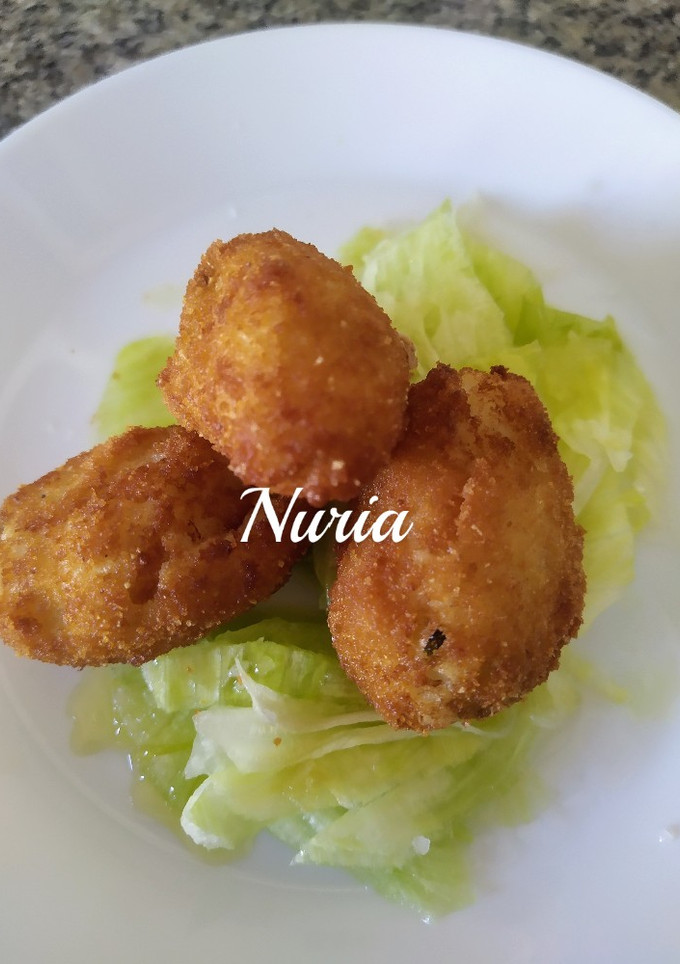 Una foto de Croquetas de merluza