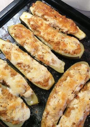 Töltött cukkini recept fotója