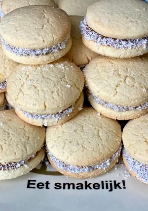 Una foto de 🇦🇷 ALFAJORES de MAIZENA® (Argentina)