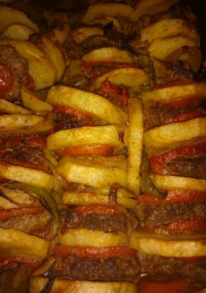 صورة لوصفة صينية بطاطس بالكفتة علي الطريقة التركية