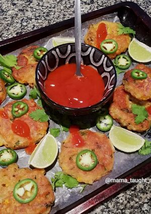 A picture of Jalapeno Cheese Corn Fritters.